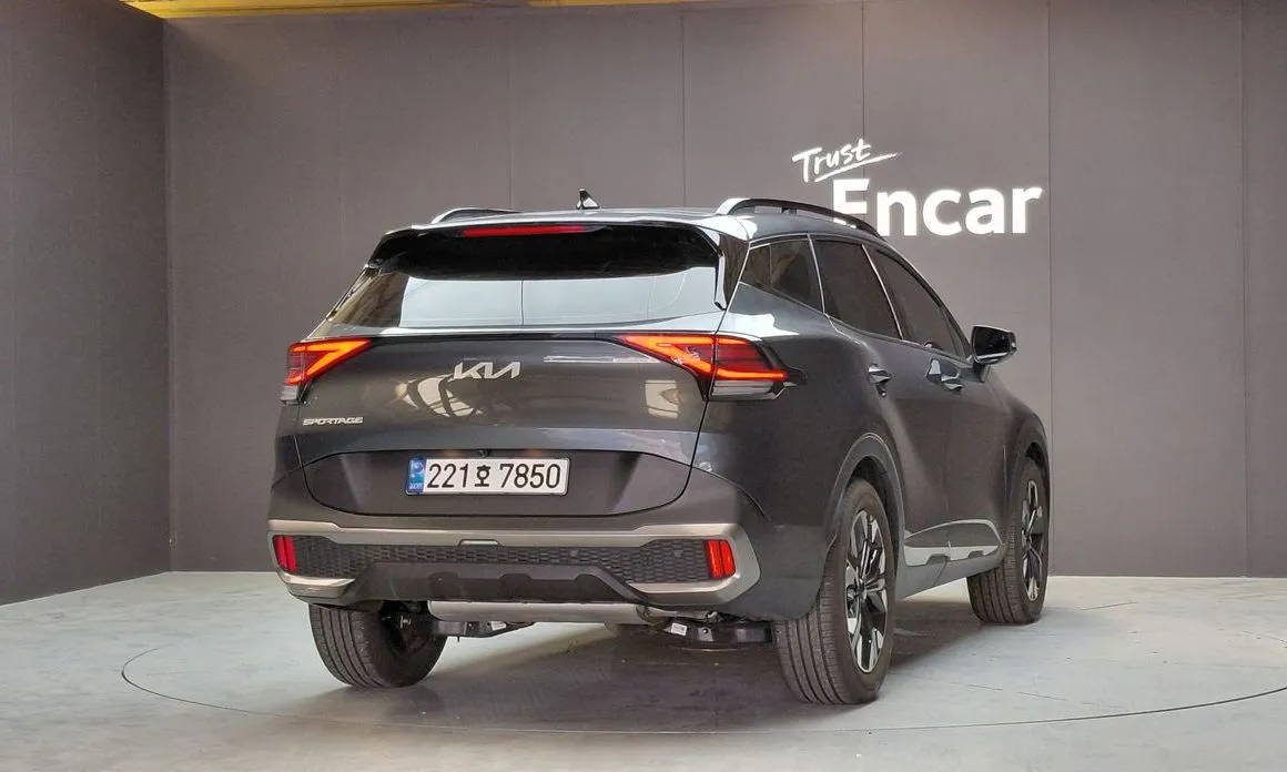 Kia Sportage — фото 8
