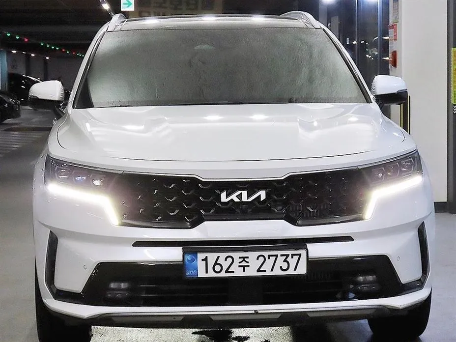 Kia Sorento — фото 9