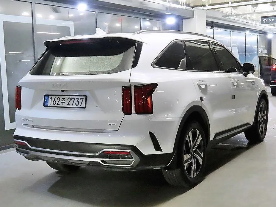Kia Sorento — фото 3