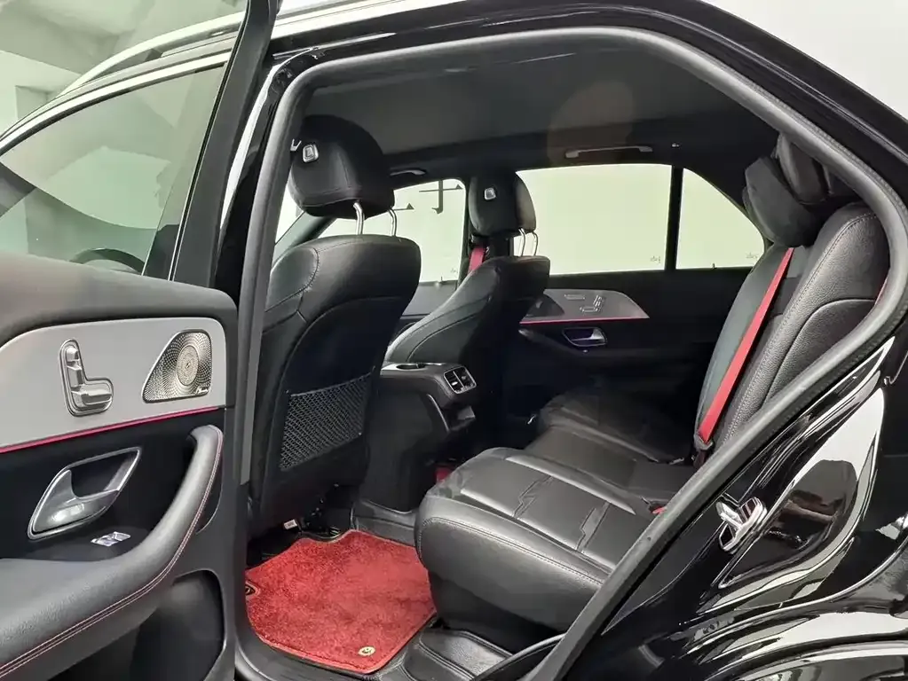 Mercedes-Benz GLE AMG — фото 7