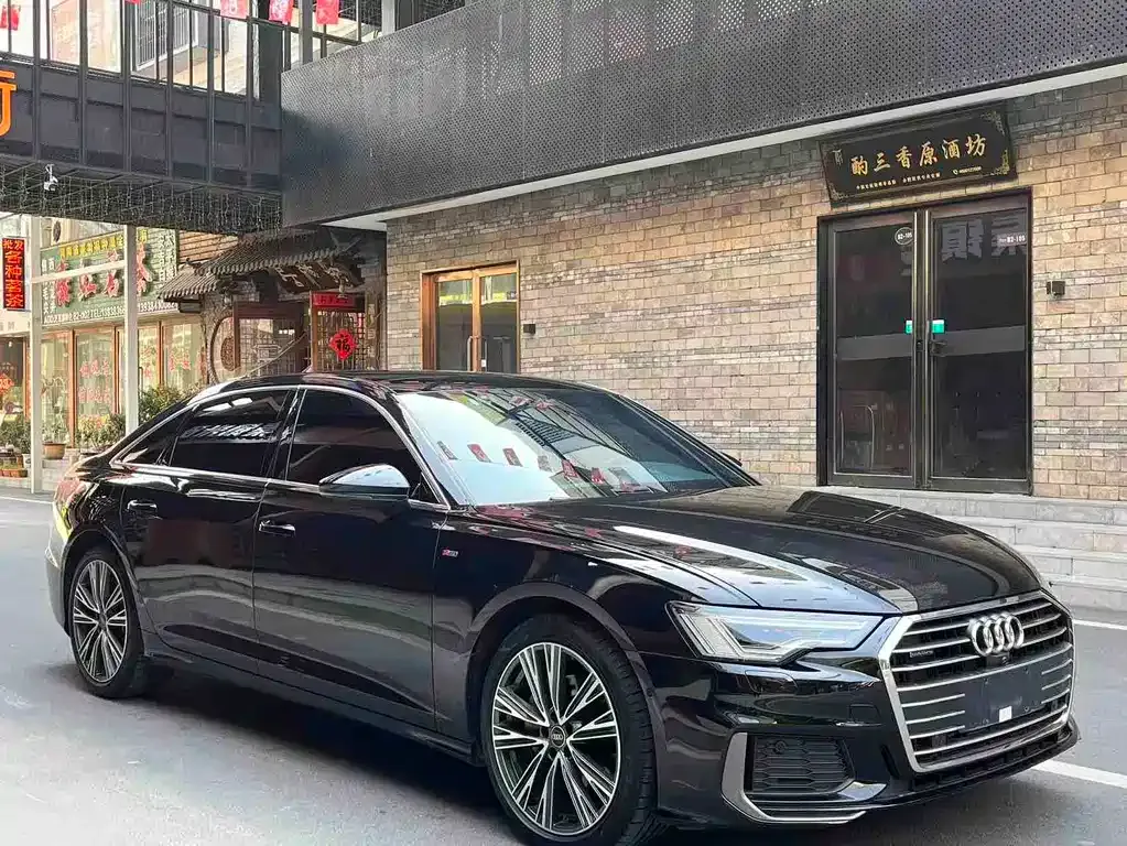 Audi A6L — фото 9