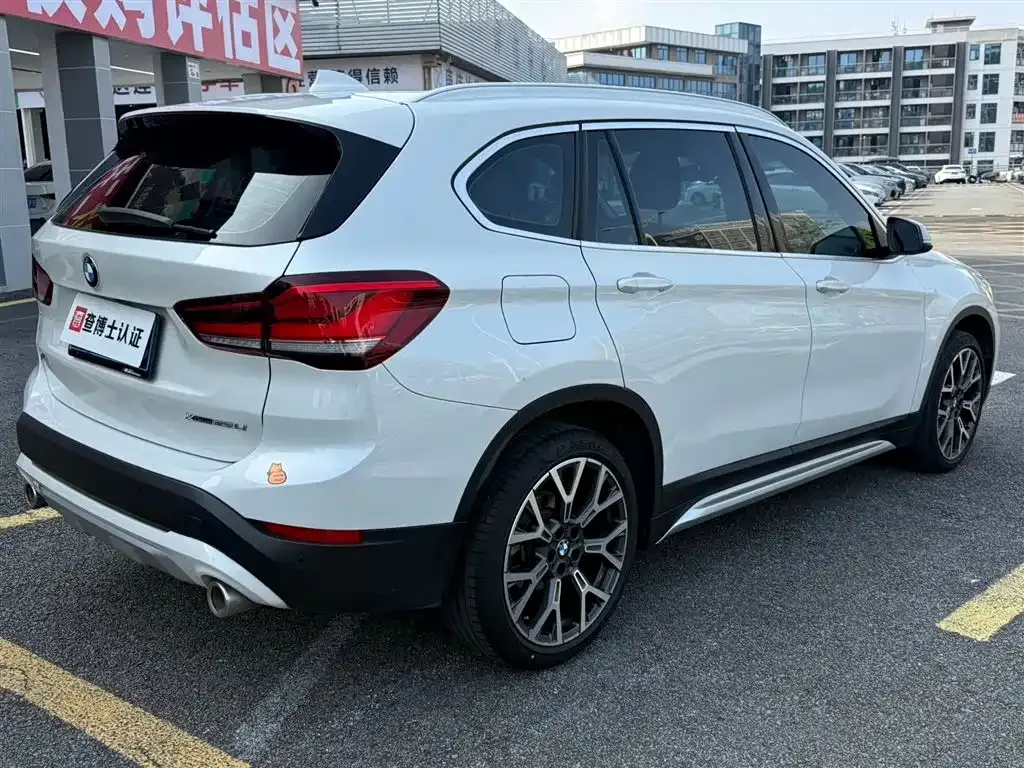 BMW X1 — фото 6