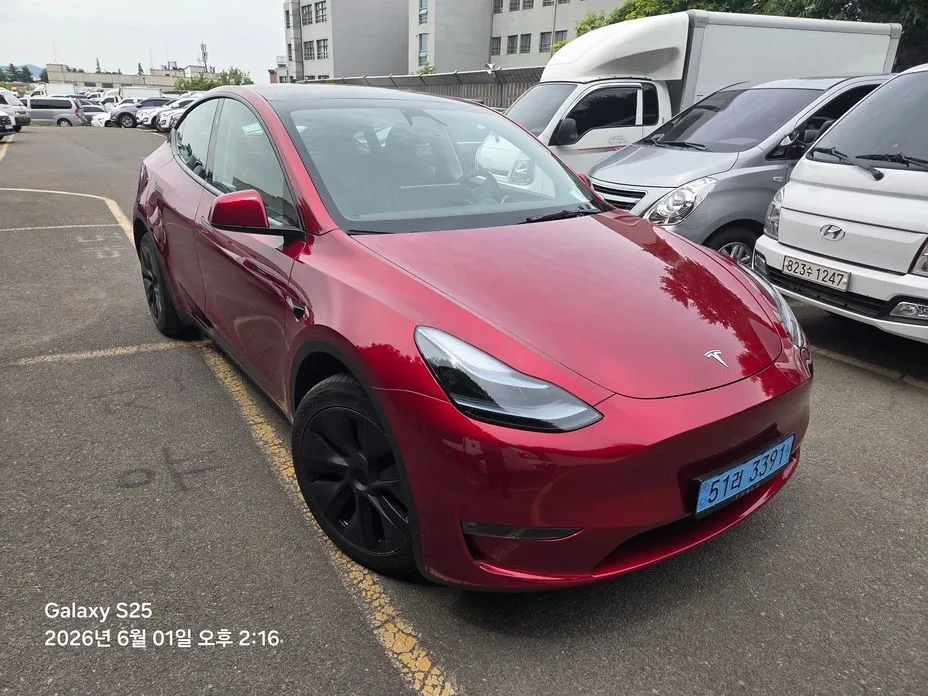 Tesla Model Y — фото 9