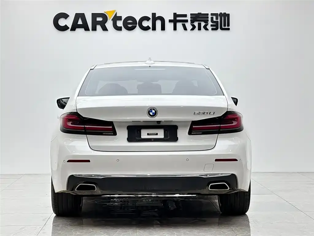 BMW 5 Series — фото 2