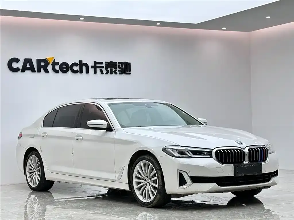 BMW 5 Series — фото 4