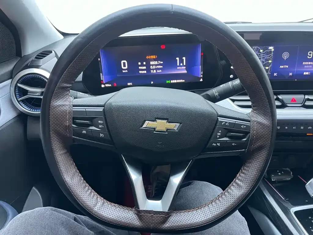 Chevrolet Monza — фото 10