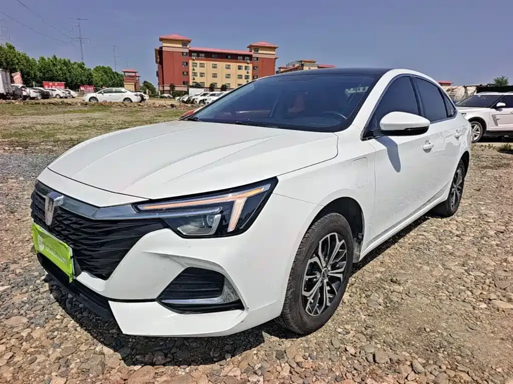Roewe i6 MAX New Energy — фото 2