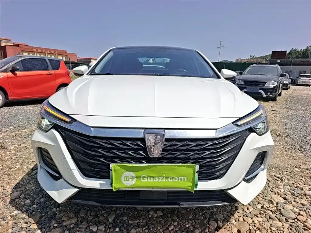 Roewe i6 MAX New Energy — фото 3