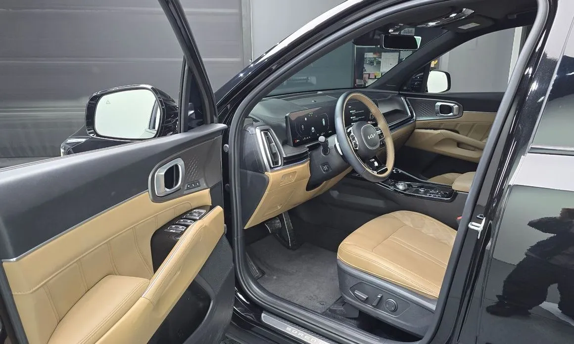Kia Sorento — фото 9