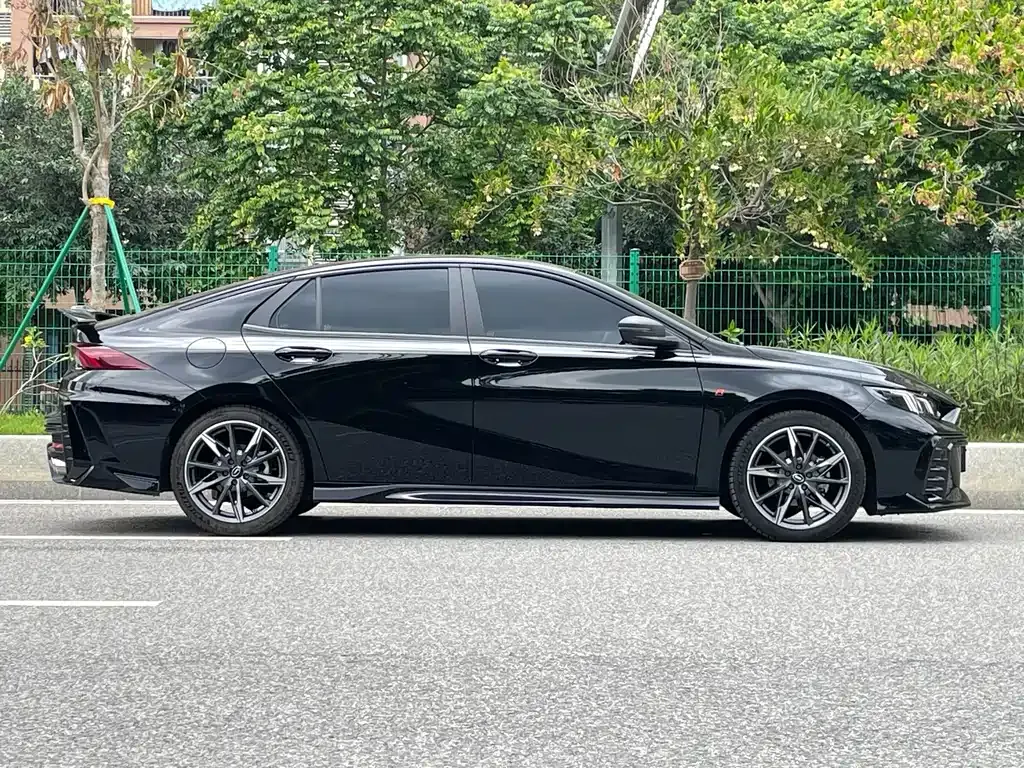 GAC Motor Shadow Leopard — фото 5