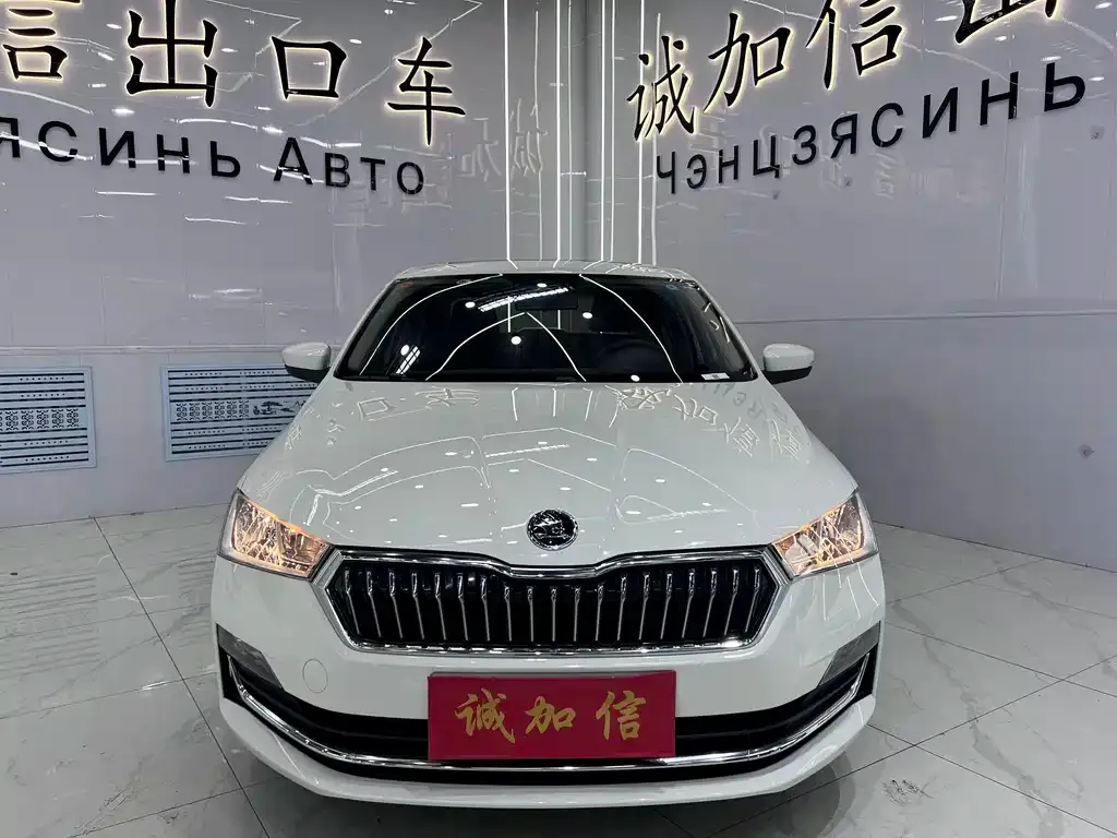 Skoda Rapid — фото 5