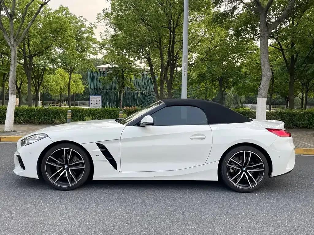 BMW Z4 — фото 9