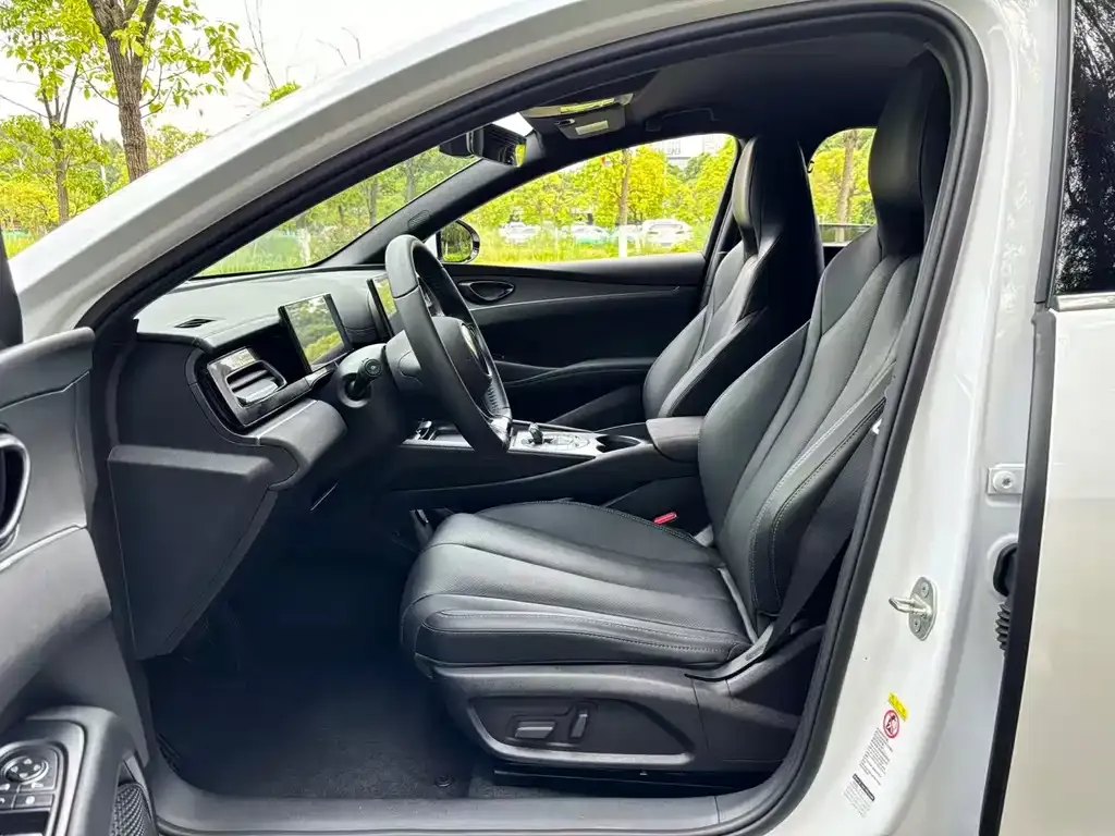 BYD Seal 06 — фото 10