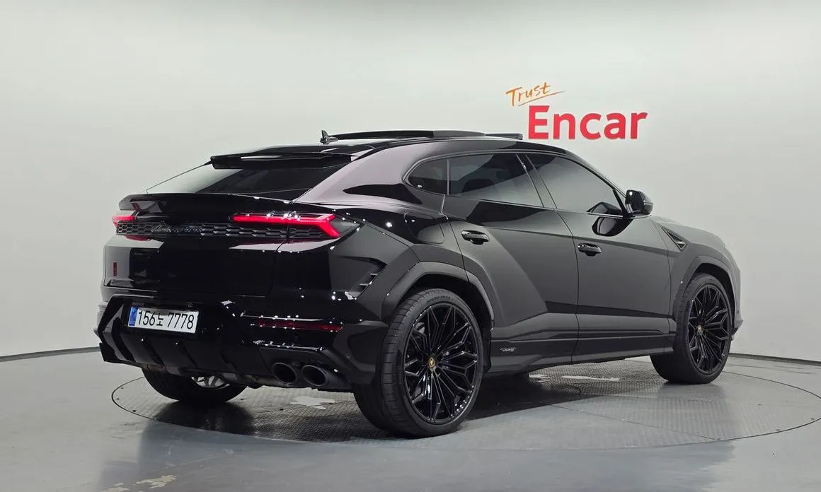 Lamborghini Urus — фото 2