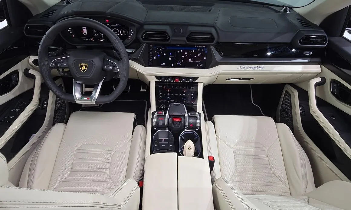 Lamborghini Urus — фото 7