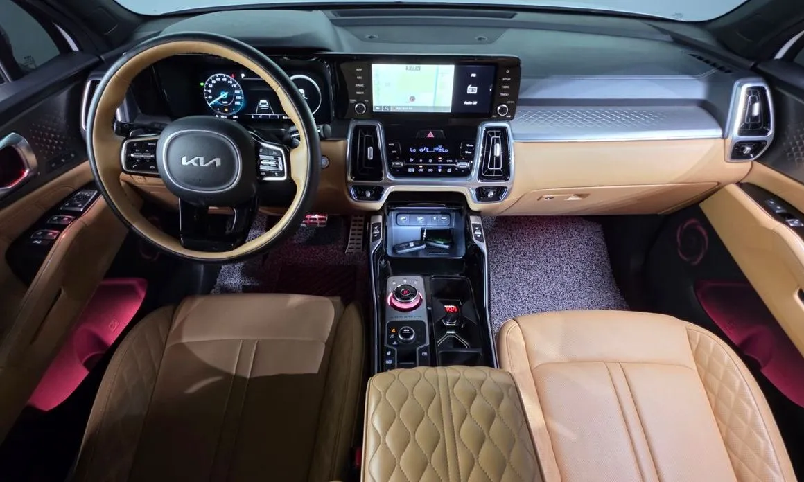 Kia Sorento — фото 9