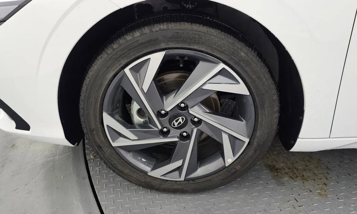 Hyundai AVANTE — фото 6