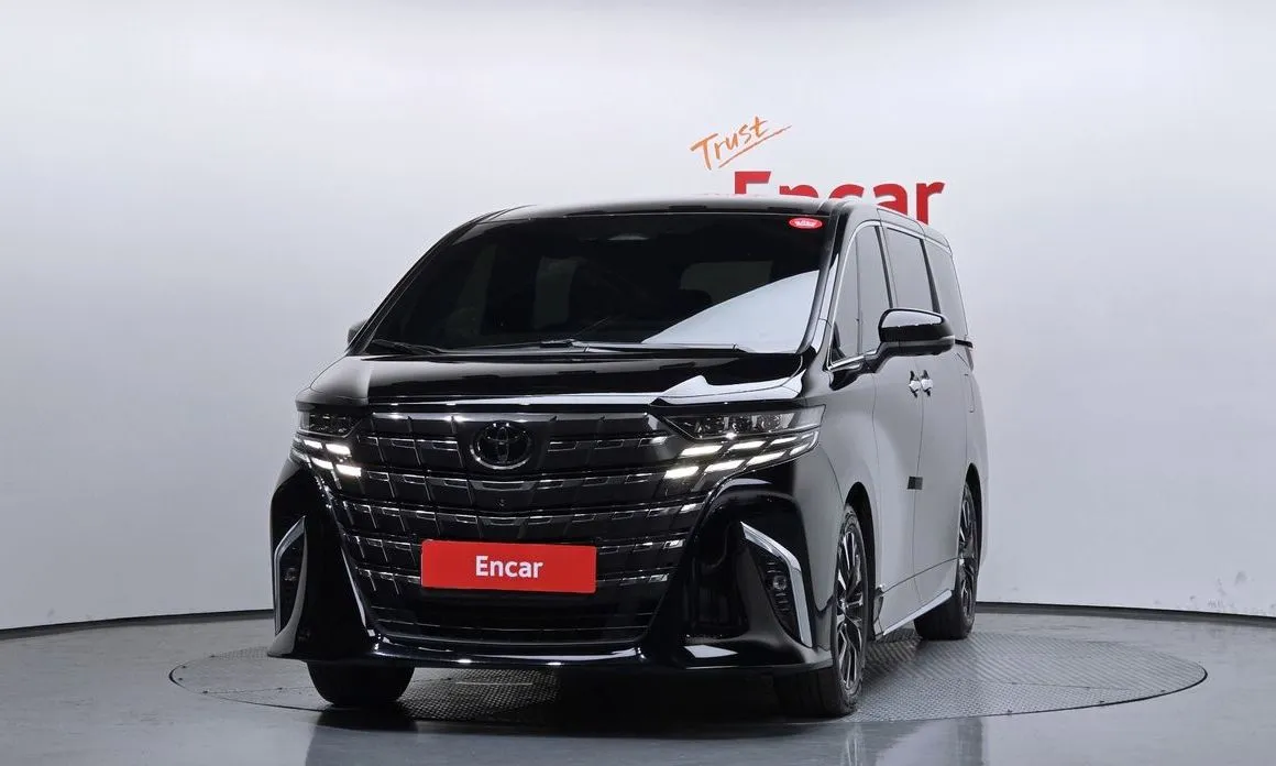 Toyota Alphard — фото 4
