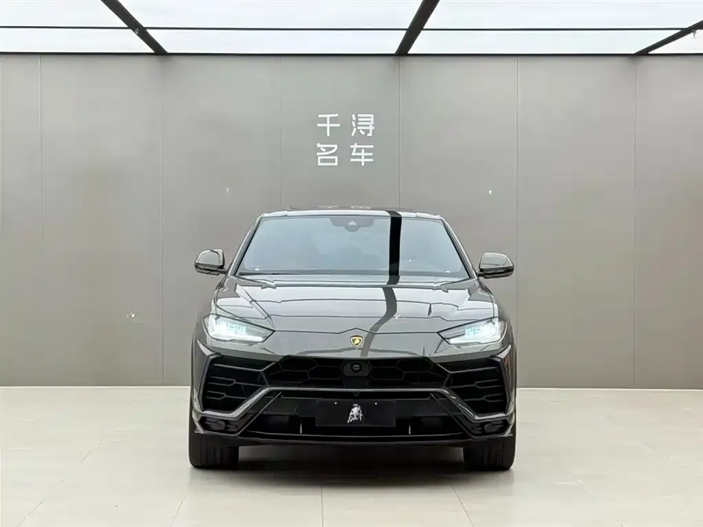Lamborghini Urus — фото 2