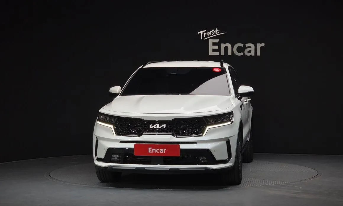Kia Sorento — фото 8