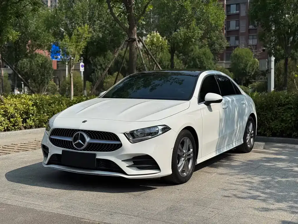 Mercedes-Benz A-Class — фото 1
