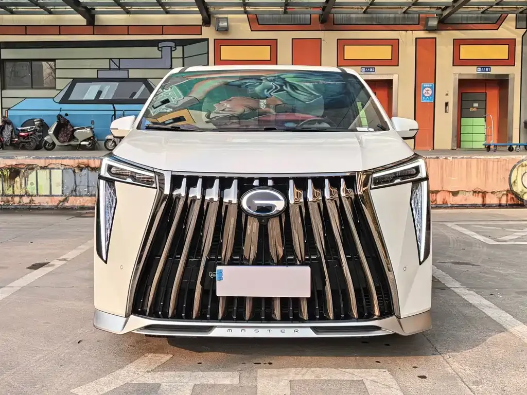 GAC Motor Trumpchi M8 — фото 10