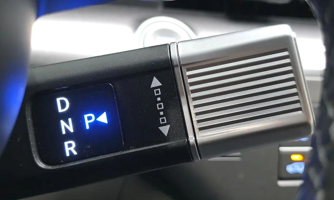Hyundai Kona — фото 8