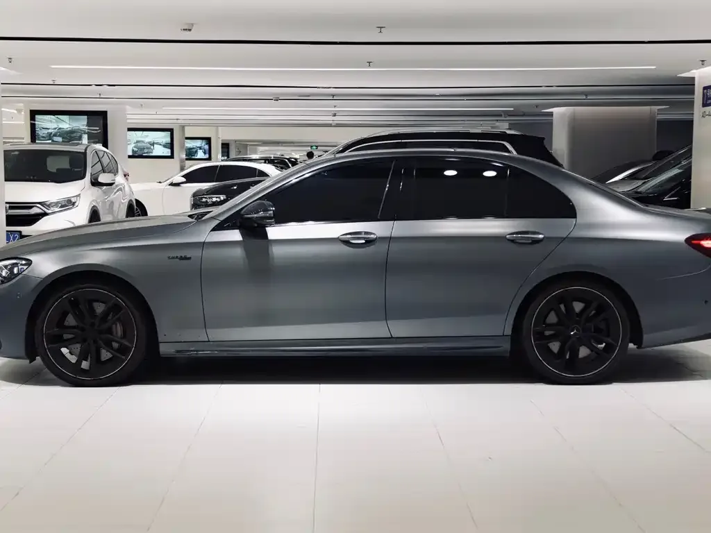 Mercedes-Benz E-Class AMG — фото 6
