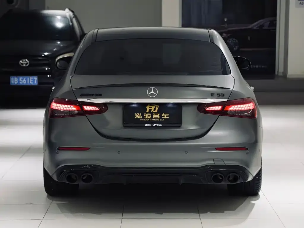 Mercedes-Benz E-Class AMG — фото 10