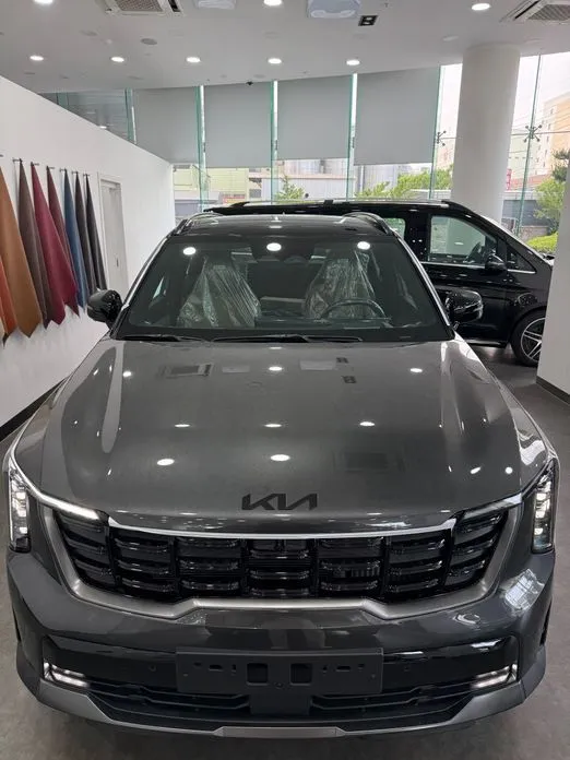 Kia Sorento — фото 1