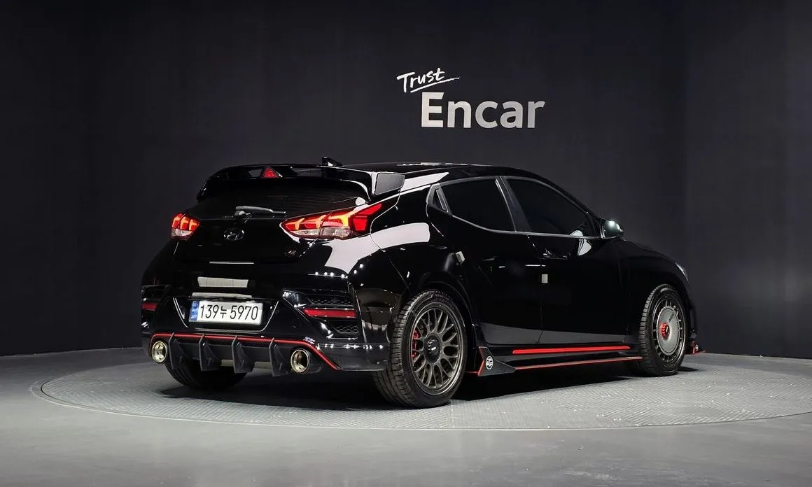 Hyundai Veloster — фото 3