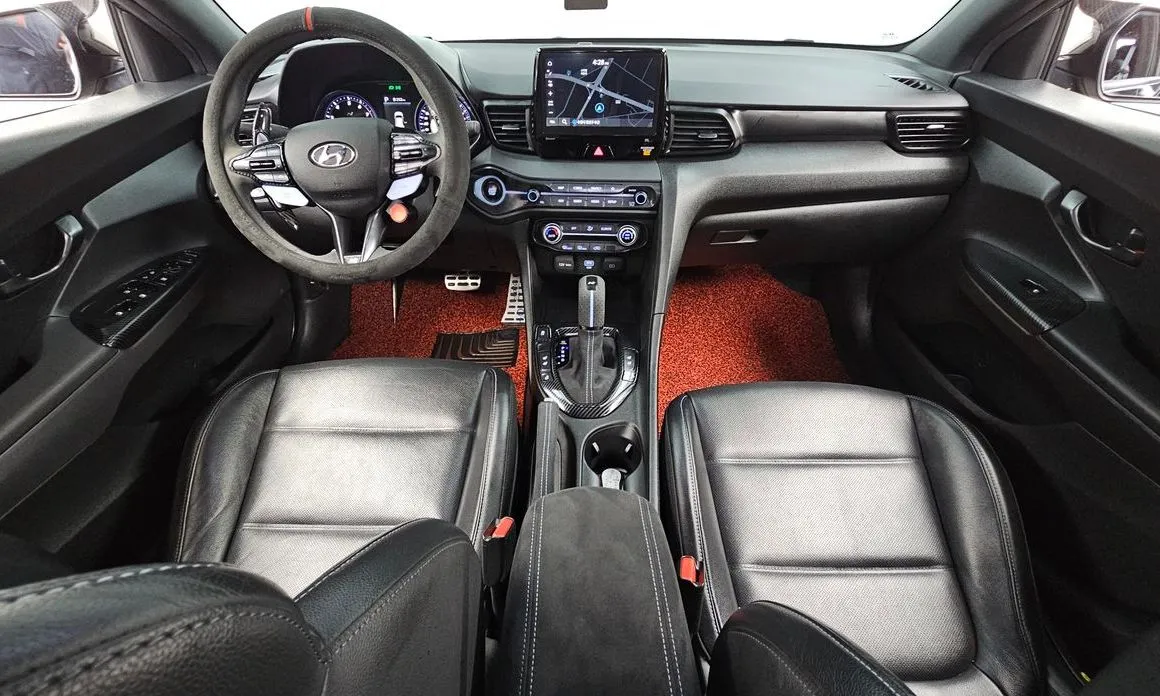Hyundai Veloster — фото 8
