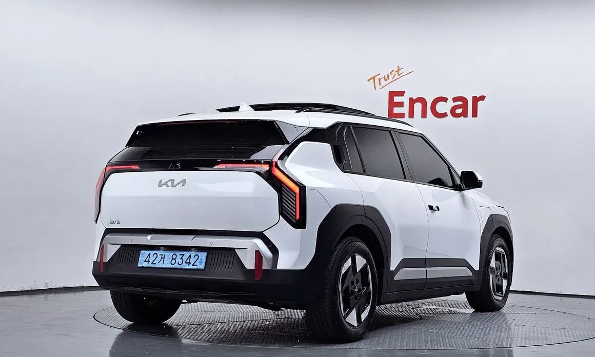 Kia EV3 — фото 4