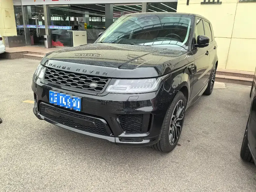 Land Rover Sport — фото 1