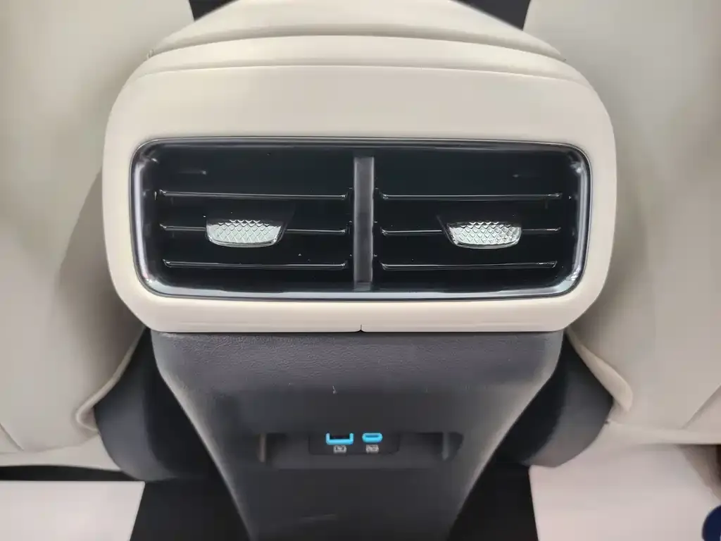 BYD Seal 06GT — фото 3