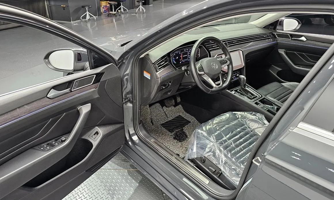 Volkswagen Passat — фото 5