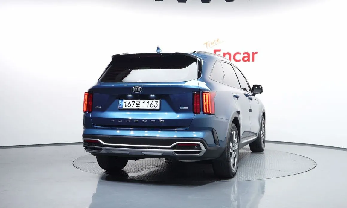 Kia Sorento — фото 4