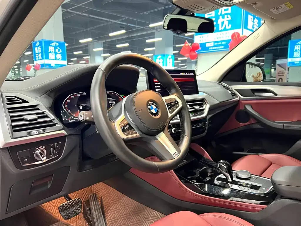 BMW X4 — фото 10