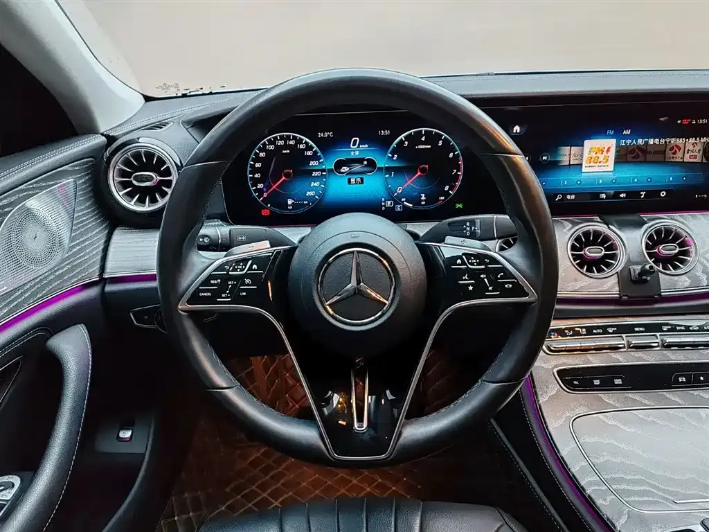 Mercedes-Benz CLS — фото 10
