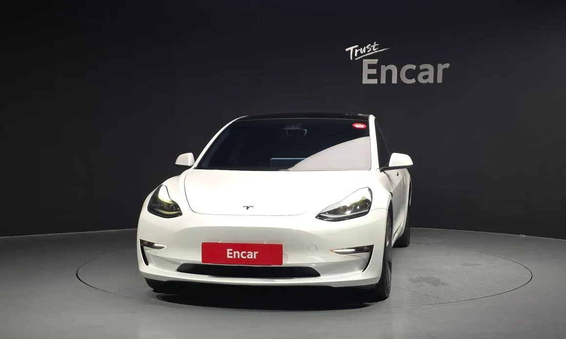 Tesla Model 3 — фото 6