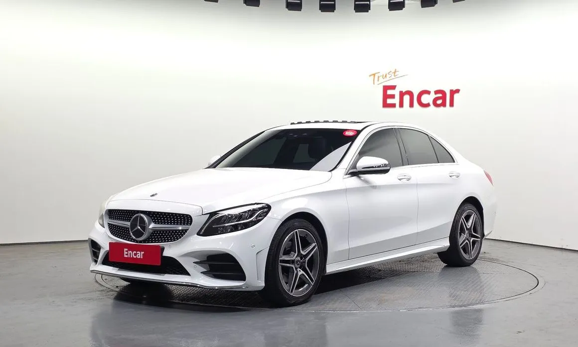 Mercedes-Benz C-Class — фото 1