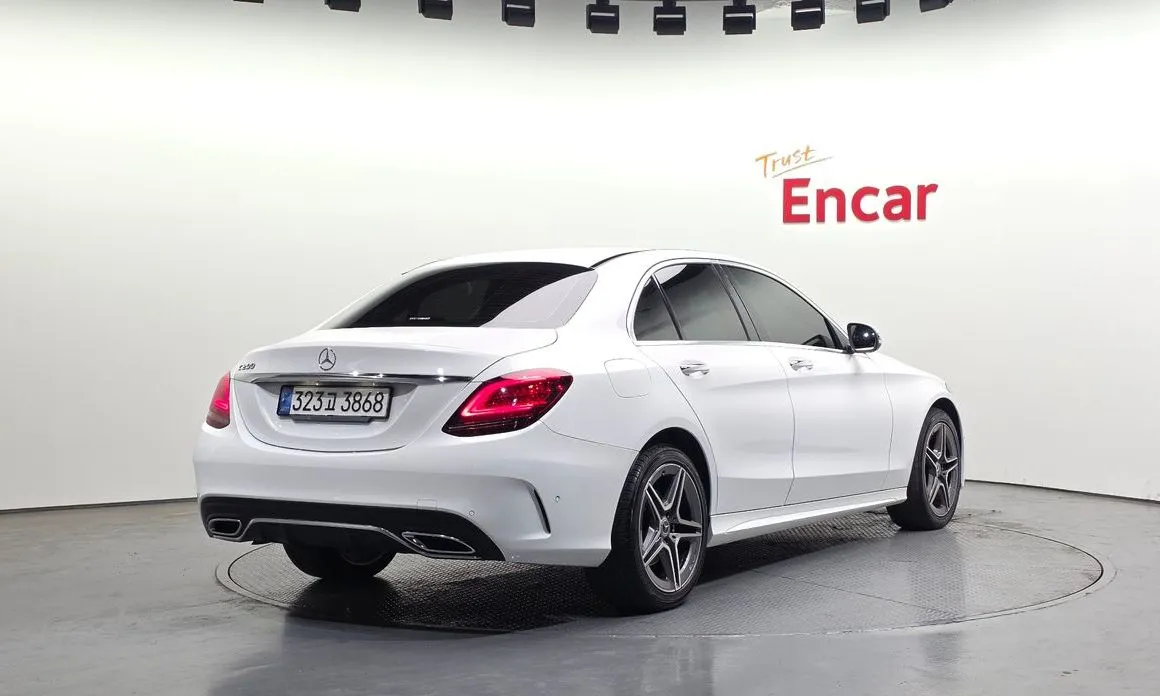 Mercedes-Benz C-Class — фото 10