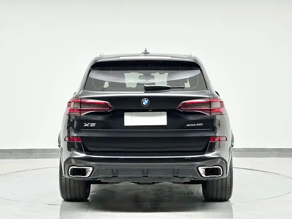 BMW X5 — фото 7