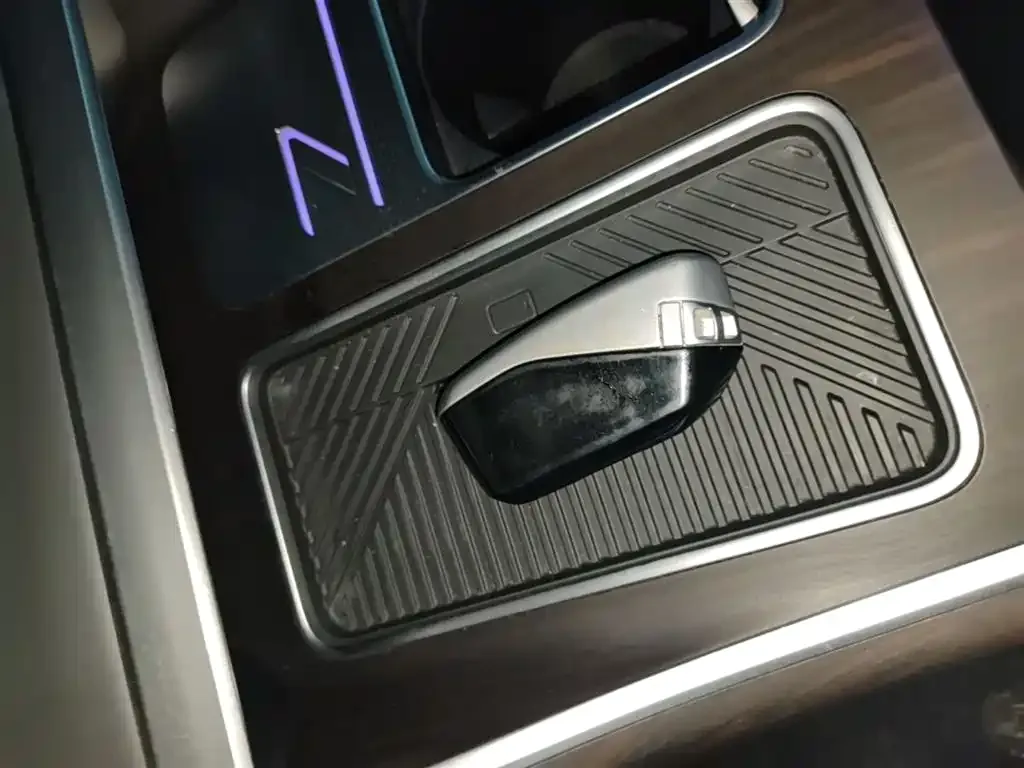 BMW i7 — фото 2