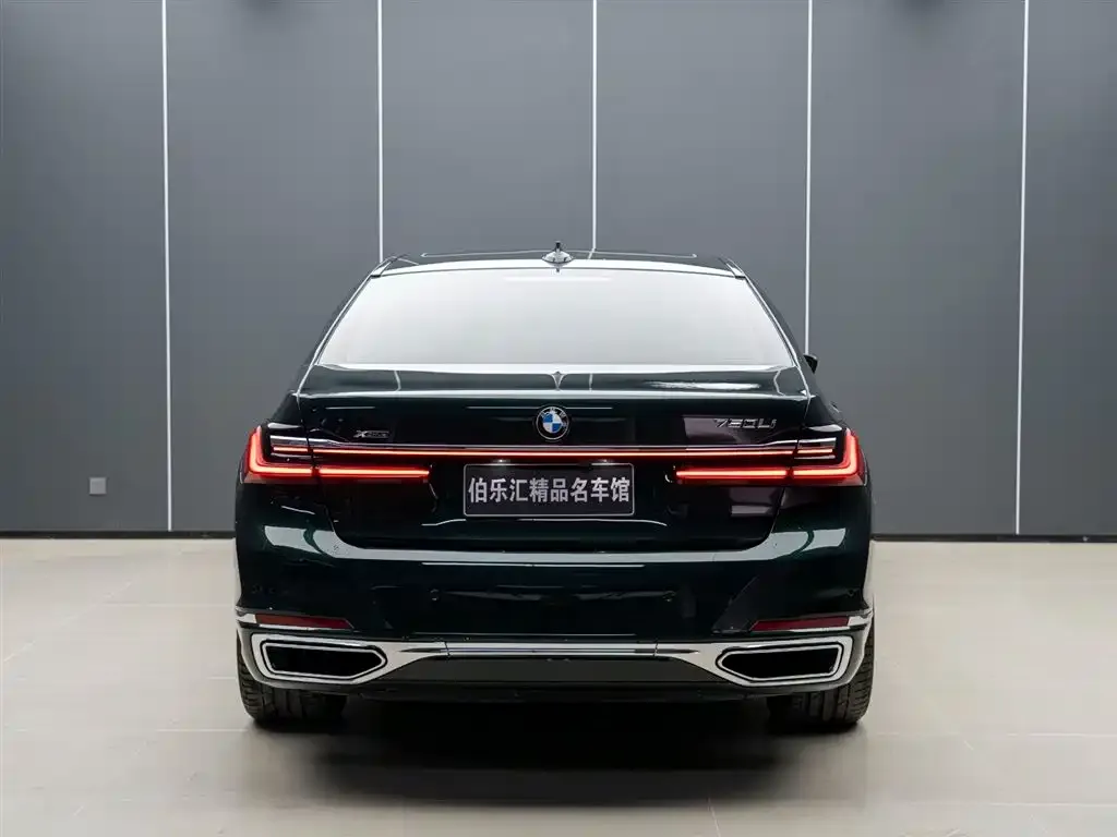 BMW 7 Series — фото 5