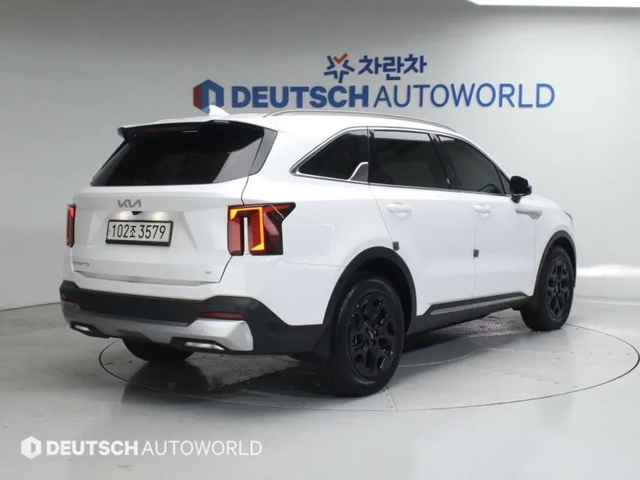 Kia Sorento — фото 4