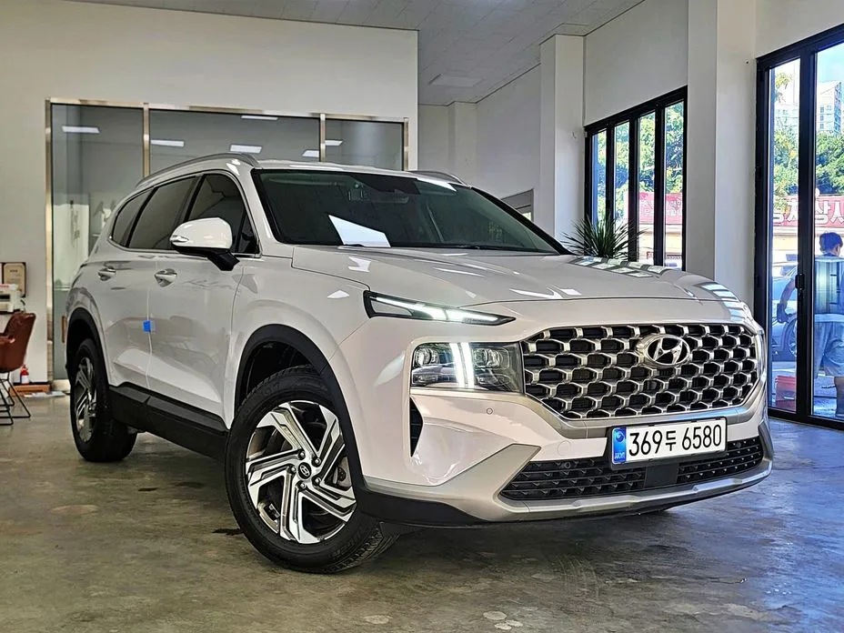 Hyundai Santafe — фото 1