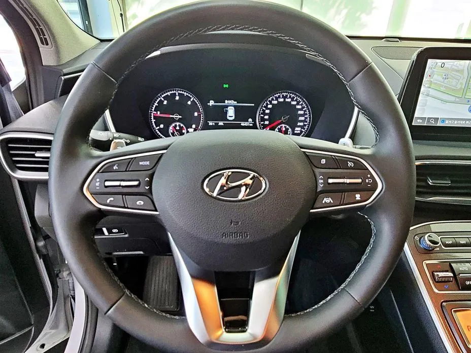 Hyundai Santafe — фото 2