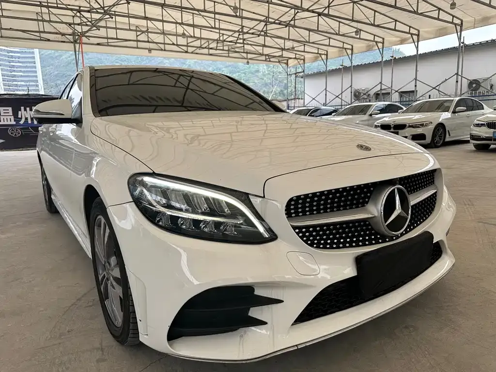 Mercedes-Benz C-Class — фото 10