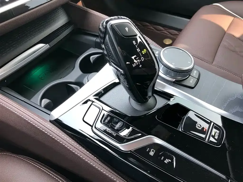 BMW 5 Series New Energy — фото 6